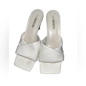 Dream Pairs Cream Women's Mules